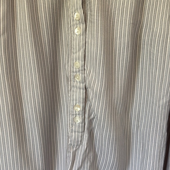 Sundance Marianna Stripe Top Large Gray White Henley Smocked Ruffle Button Up - Picture 8 of 11